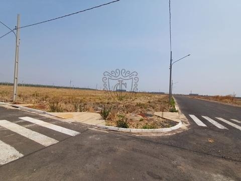 Terreno à venda em Sapezal, Centro, com 338.87 m²