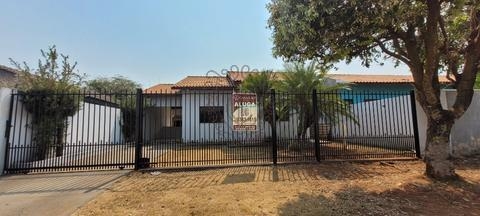 Casa para alugar em Sapezal, Agua Clara, com 3 quartos, com 122.92 m²