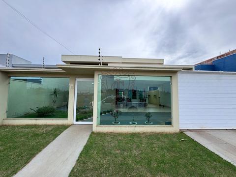 Casa à venda e para alugar em Sapezal, Água Clara VII, com 3 quartos, com 166 m²